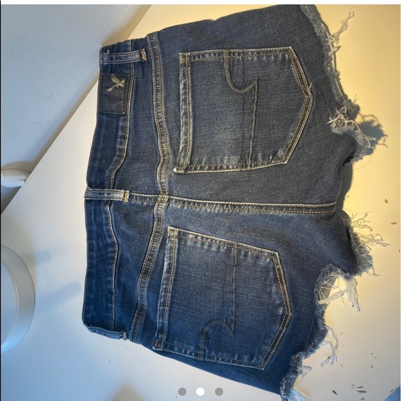 American eagle dark blue Jean shorts - Picture 2 of 3